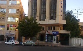 Razan Hotel